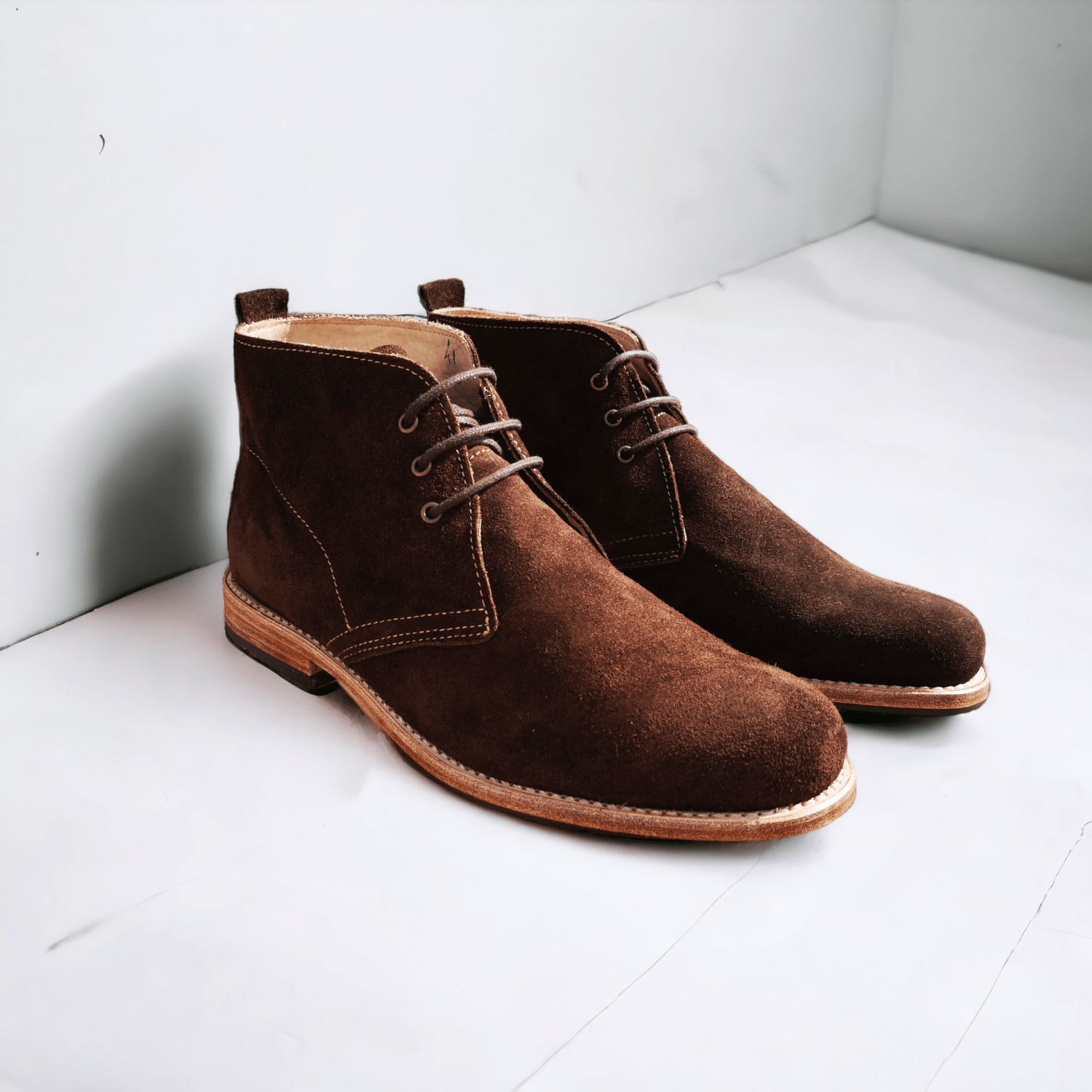 Mira Premium boots Chukkas in suede or leather for men leather